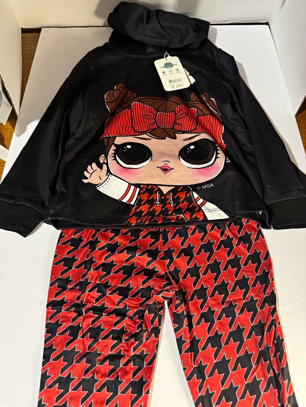PatPat LOL Surprise Girls 2PC Hoodie Flare Pants Set Red Black 5-6Y NWT